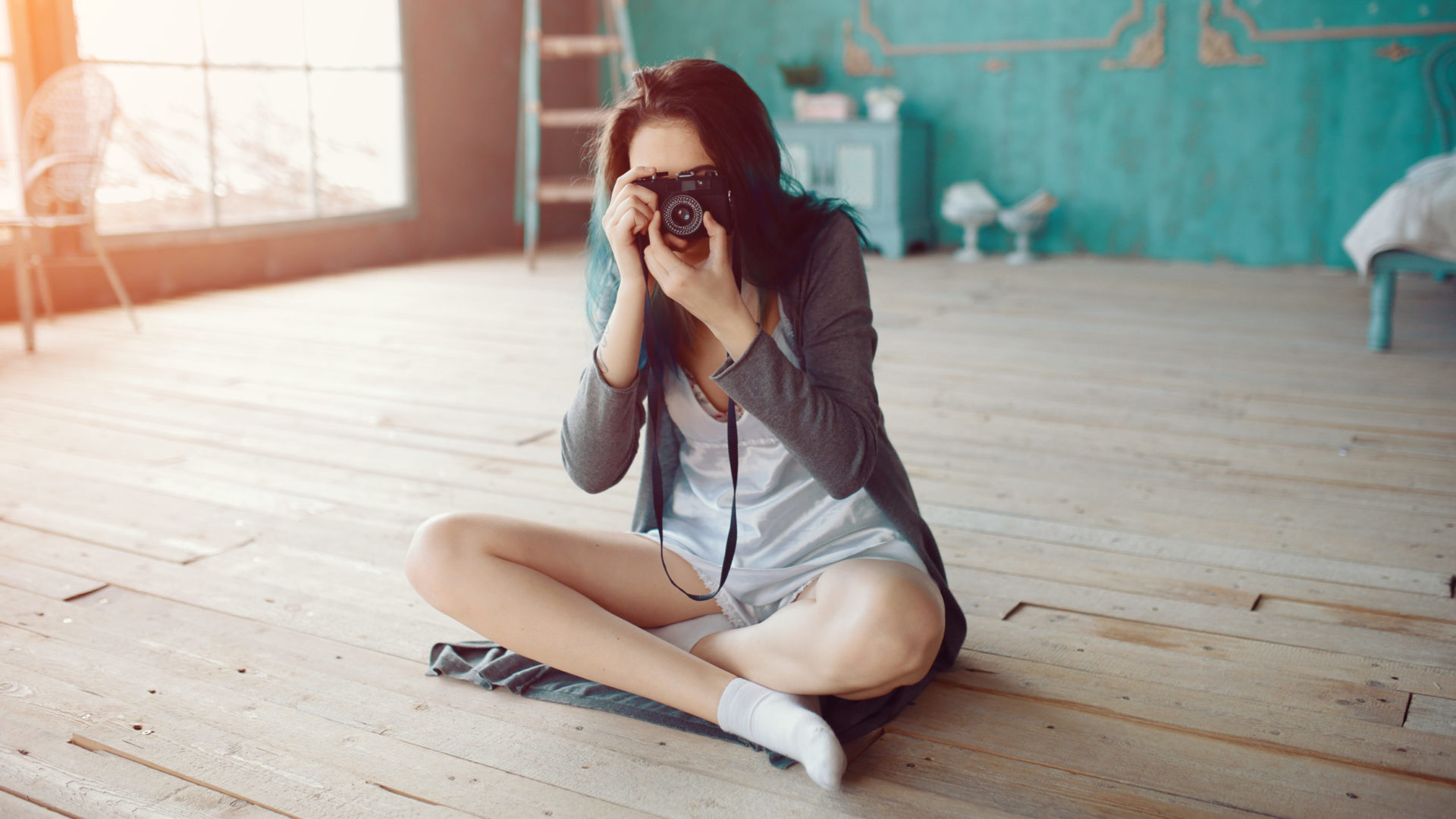 How to Become a Better Photographer from Home