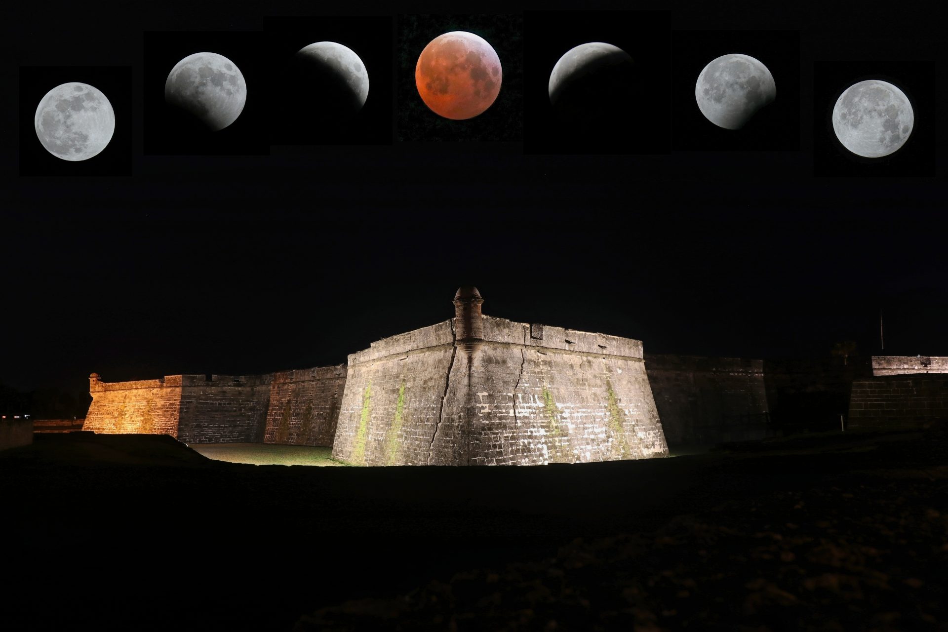 Full Moon over the Castillo de San Marcos National Monument