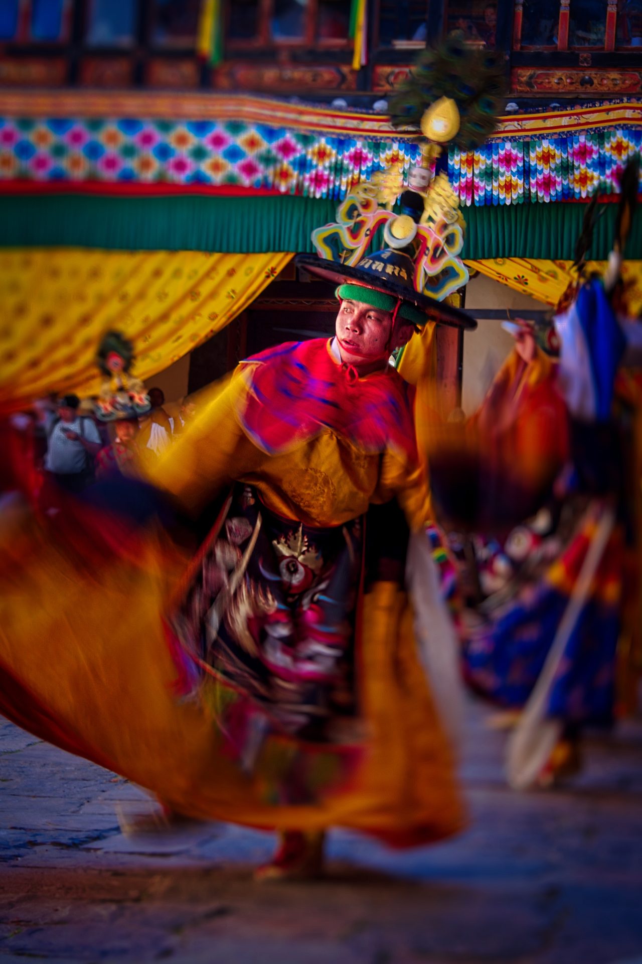 Black Hat Dancer