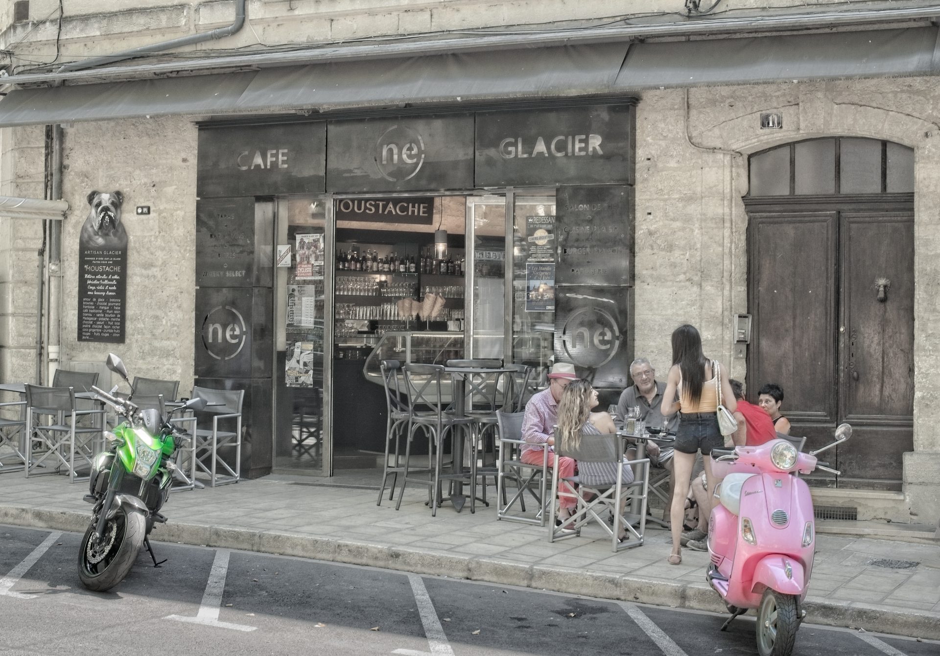 Lunch Time in Uzes