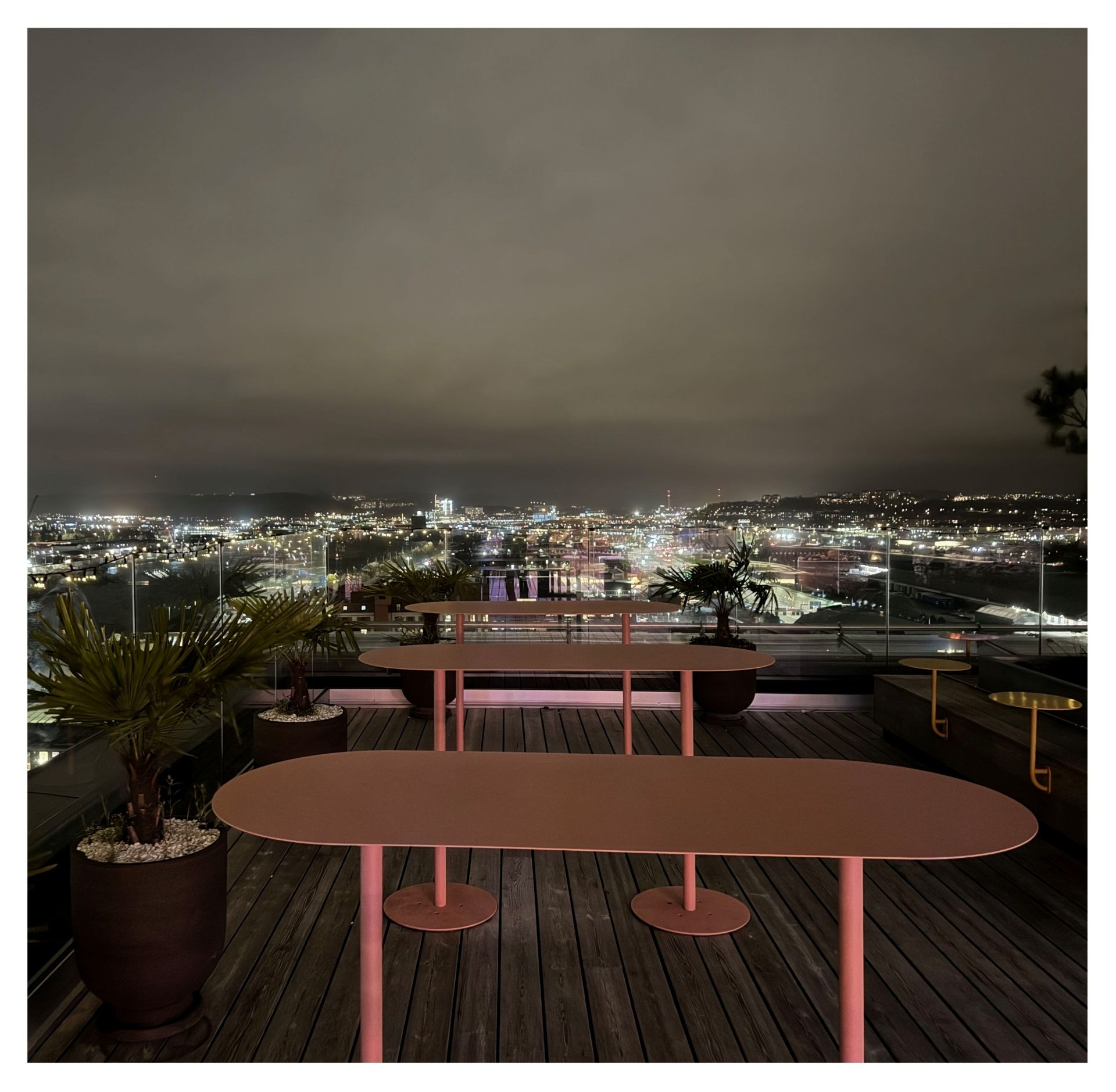 skybar night