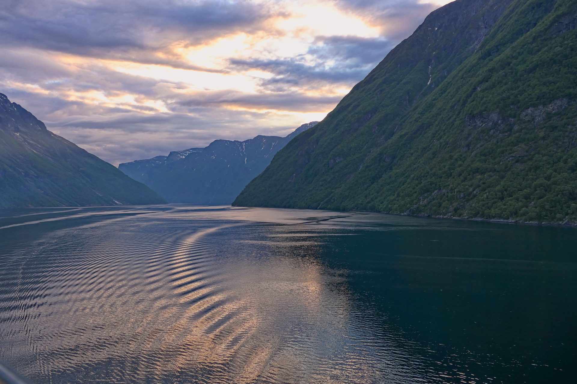 Cruising in Geirangerfjord