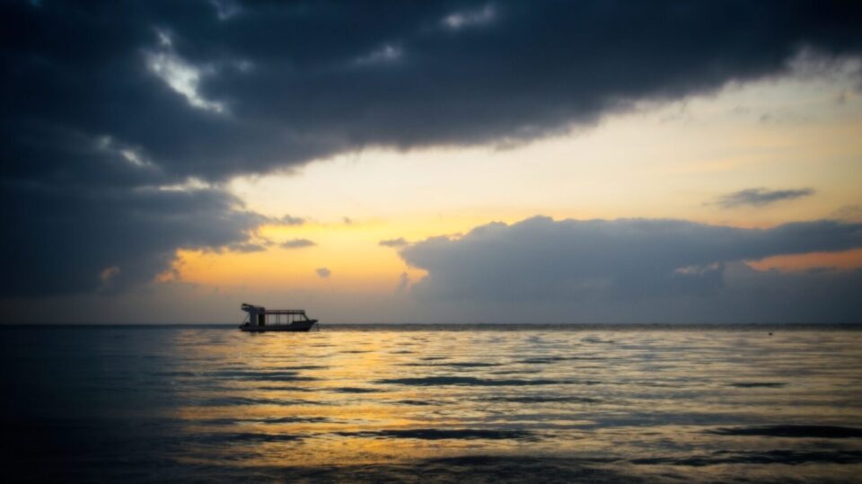Sunset ocean landscape enhanced with Vivid Outdoors Presets in ON1 Photo RAW featuring bold color and natural contrast