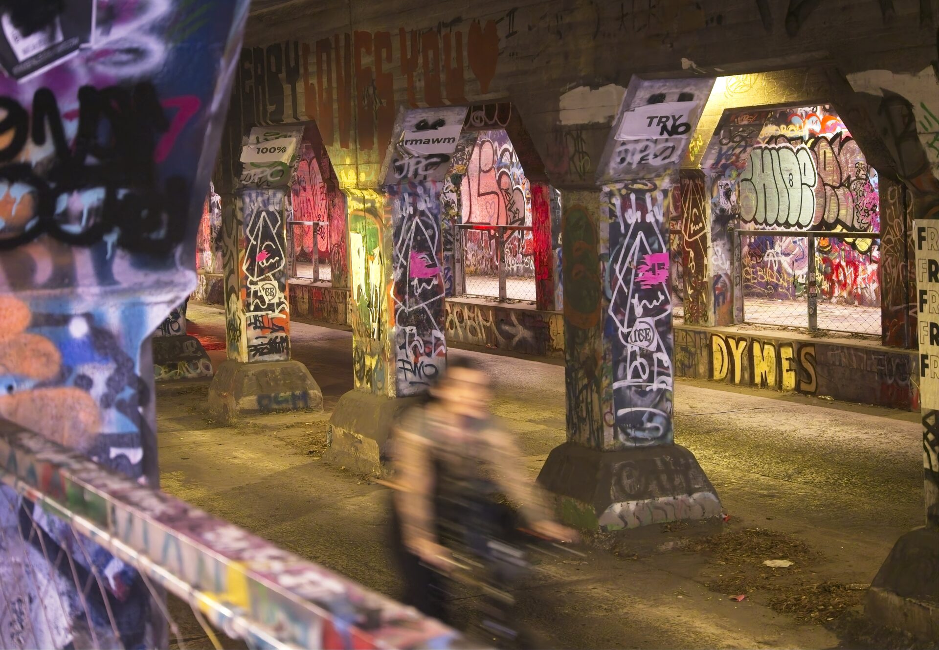 Bicycle in Krog Street Tunnel