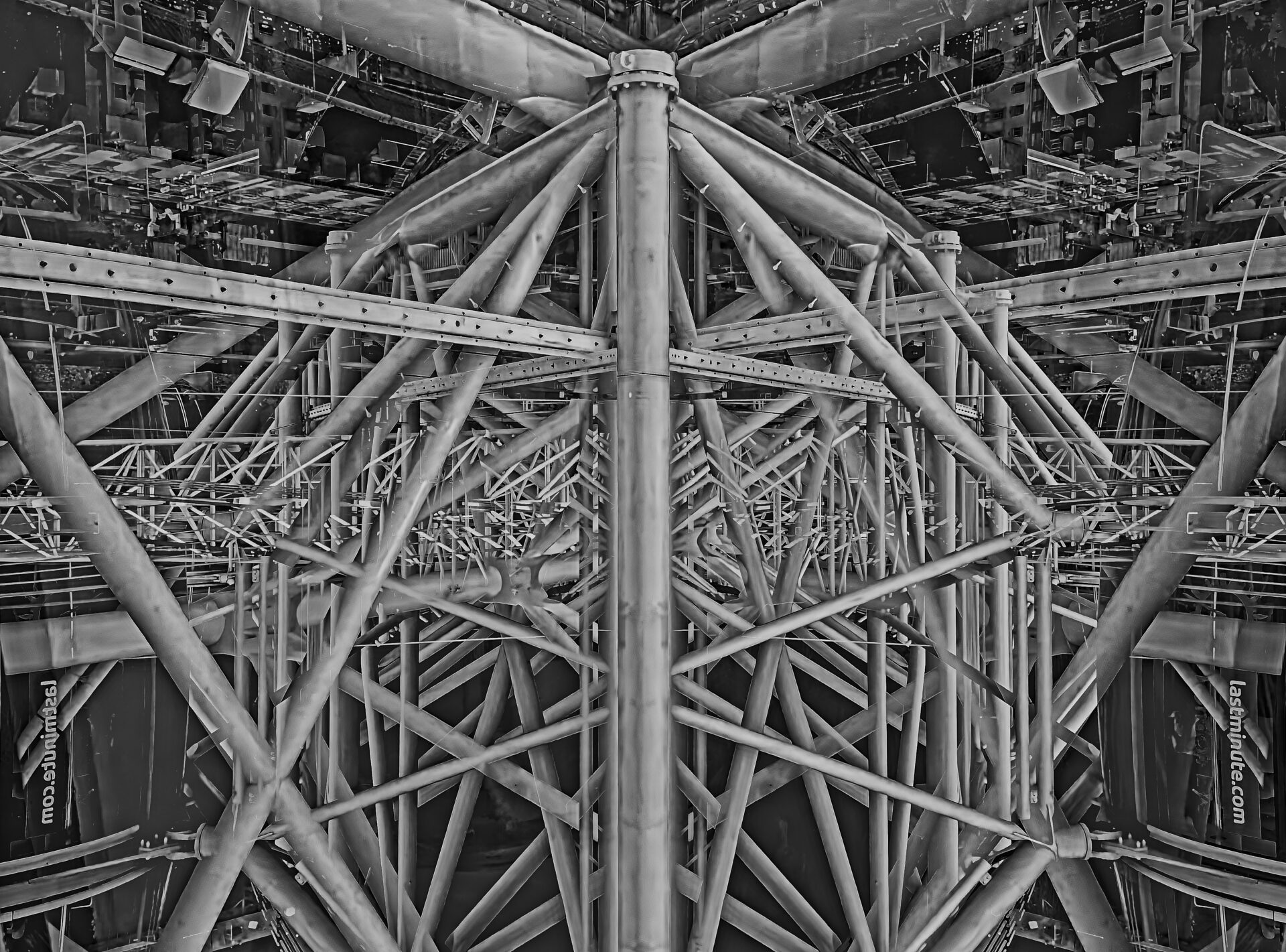 Atomic Eye Lattice
