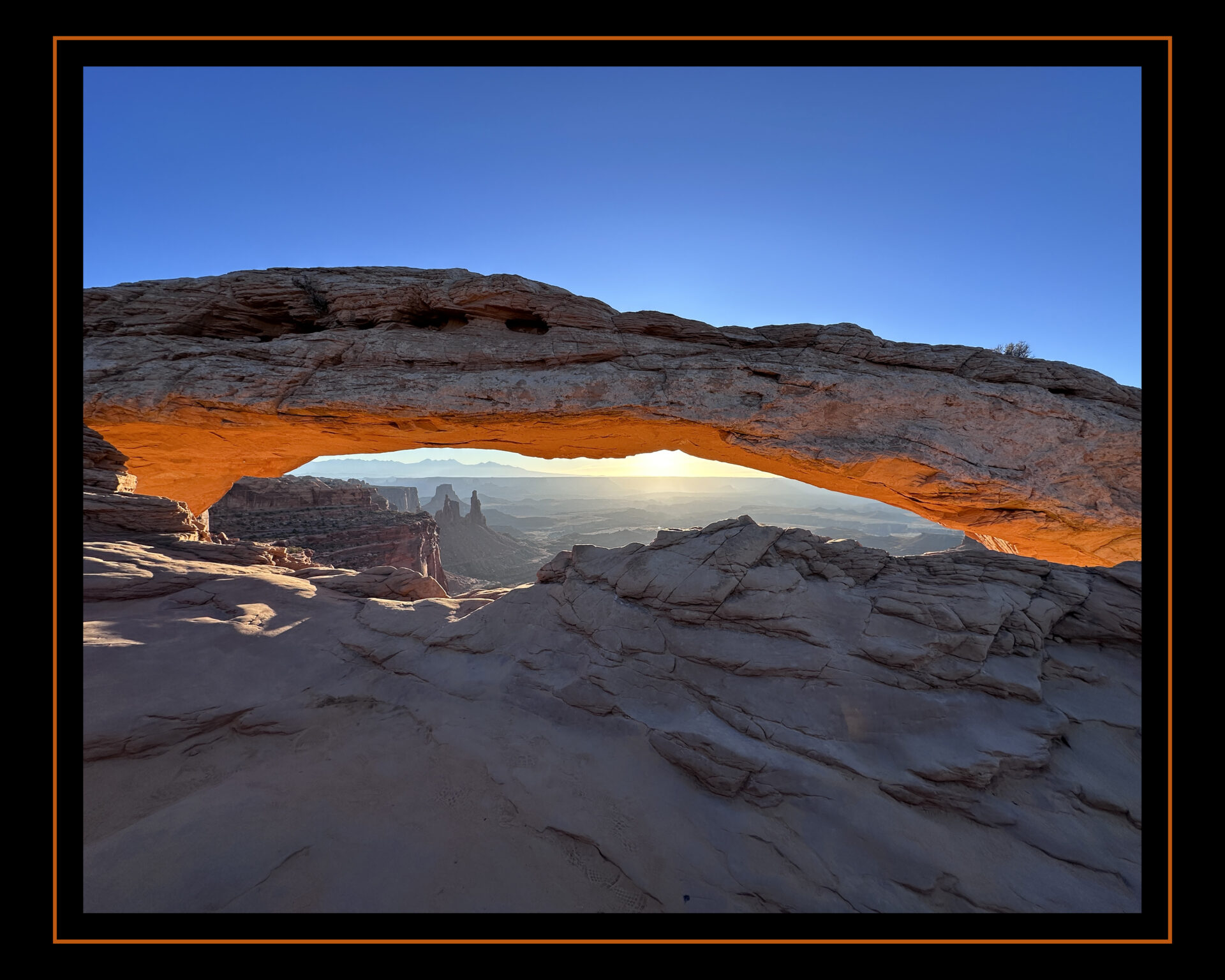 Mesa Arch at sunrise