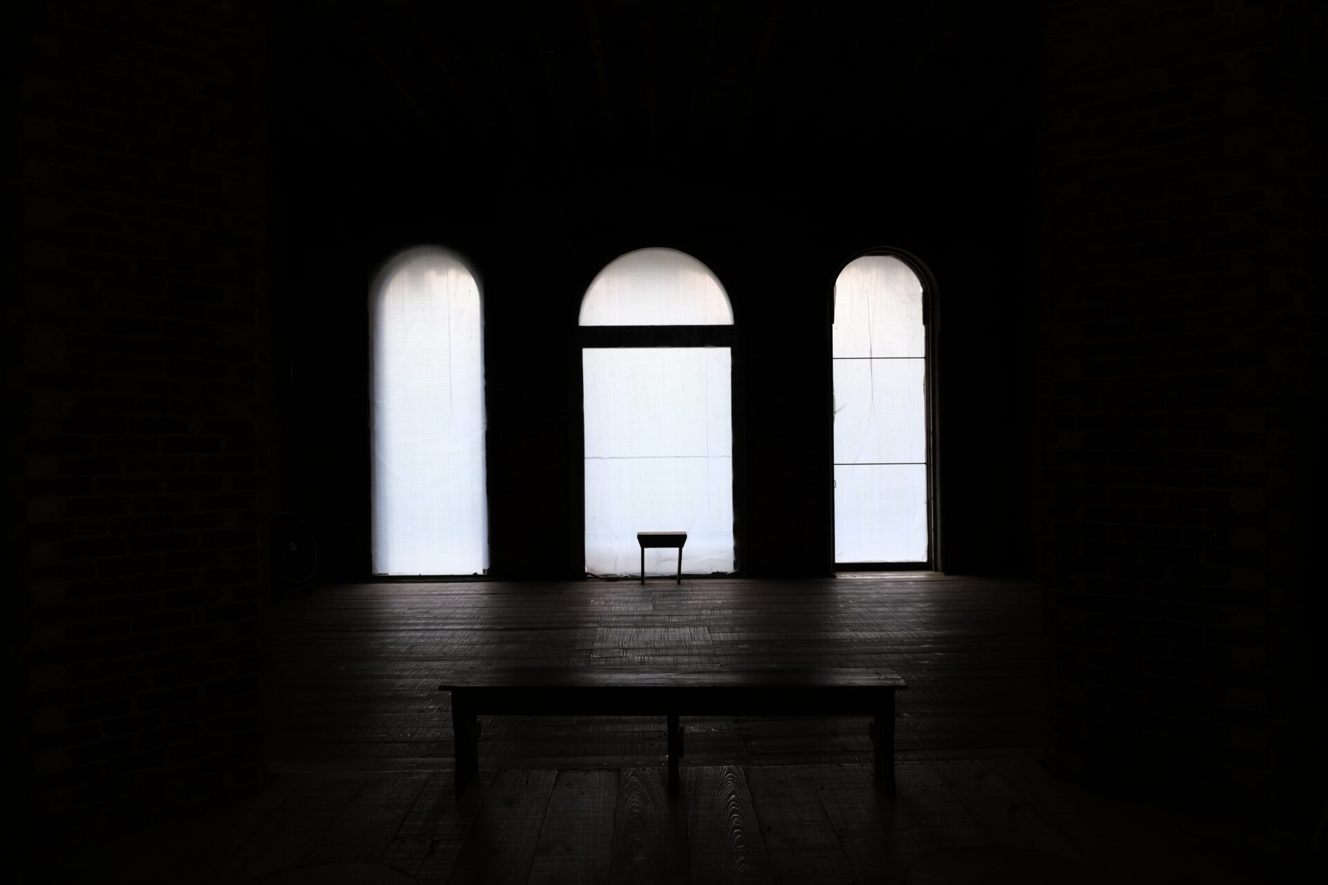 (In)Completely Lonely