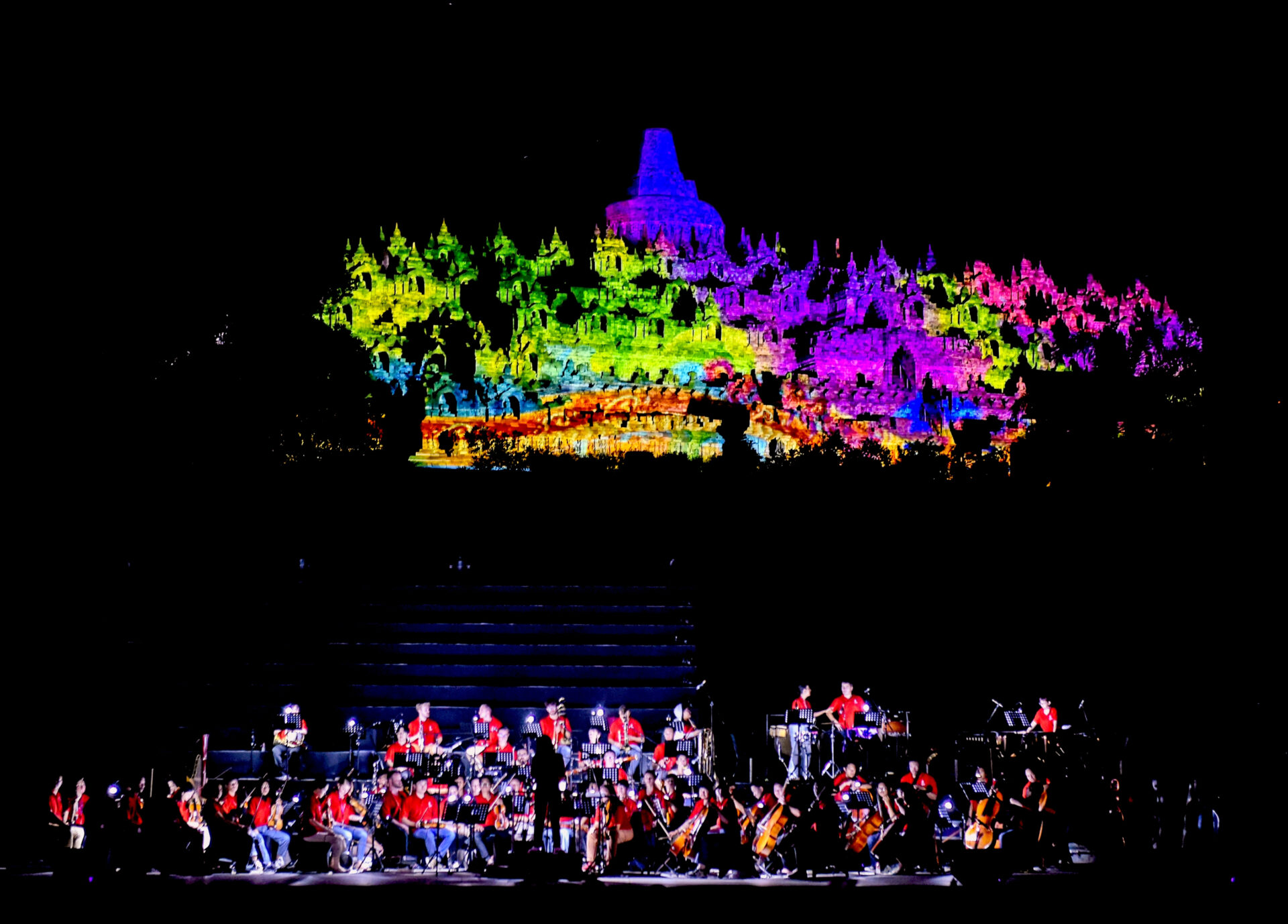 CONCERT IN BOROBUDUR