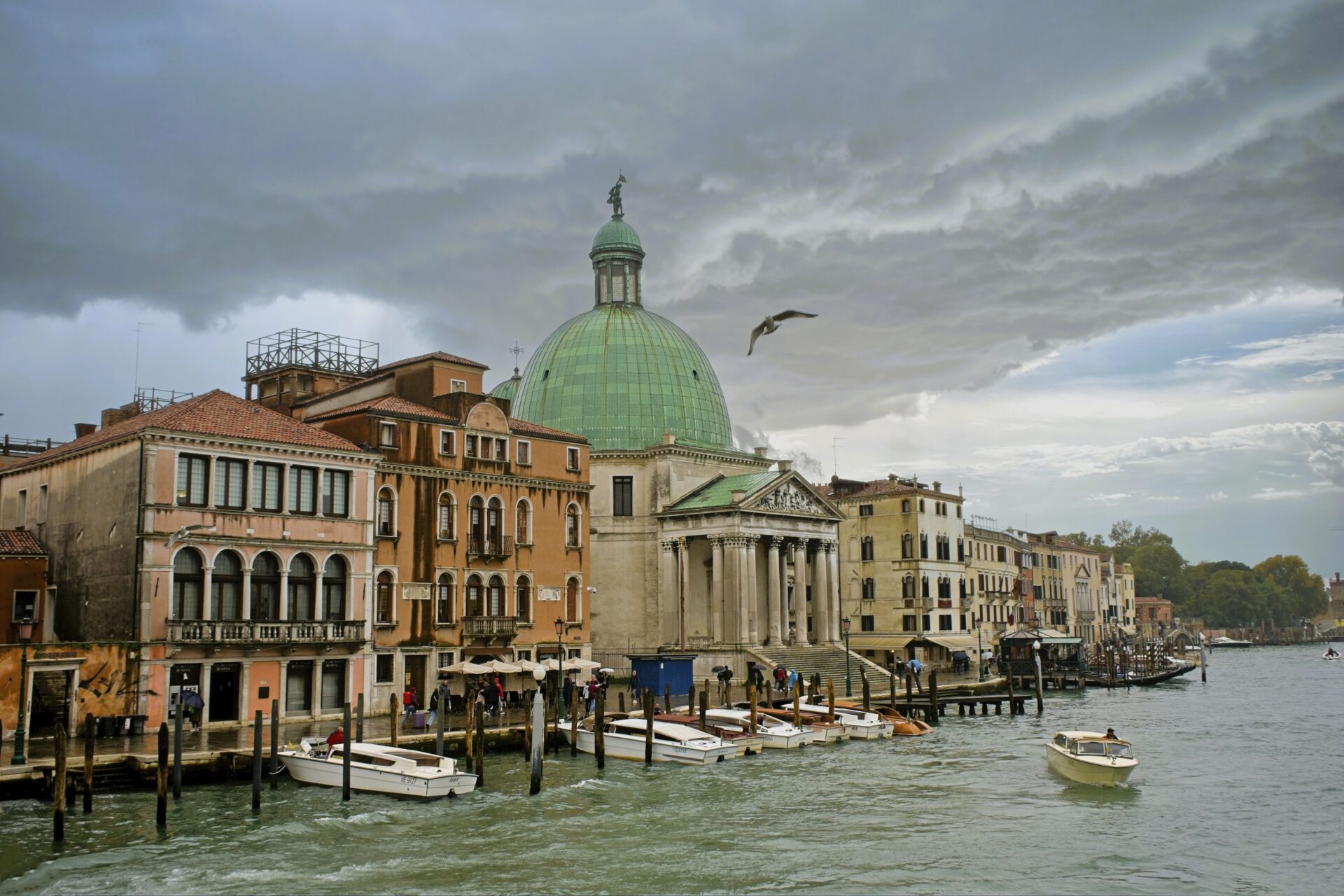 Venetian Moment
