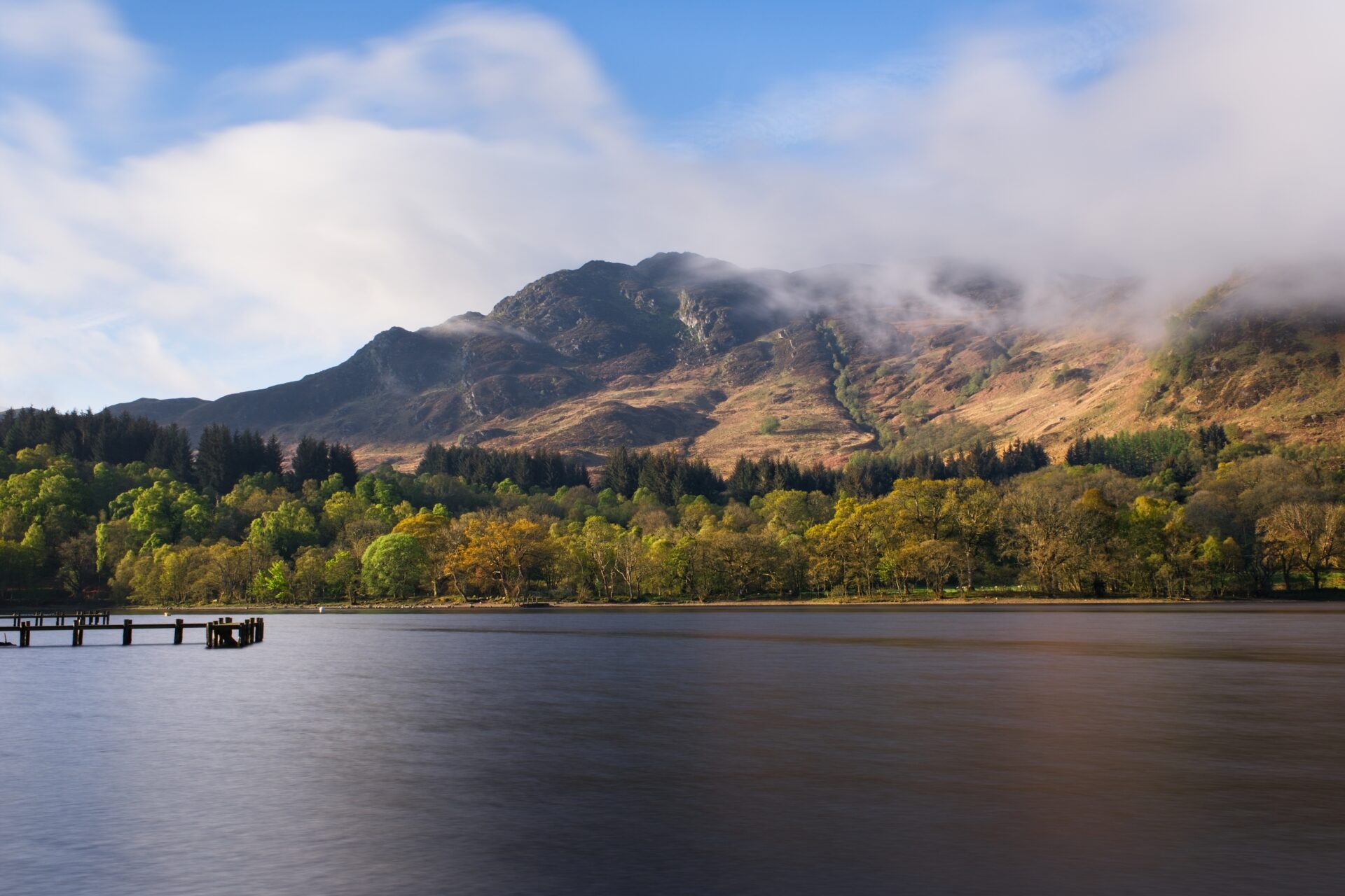 Loch Earn, sun and mist