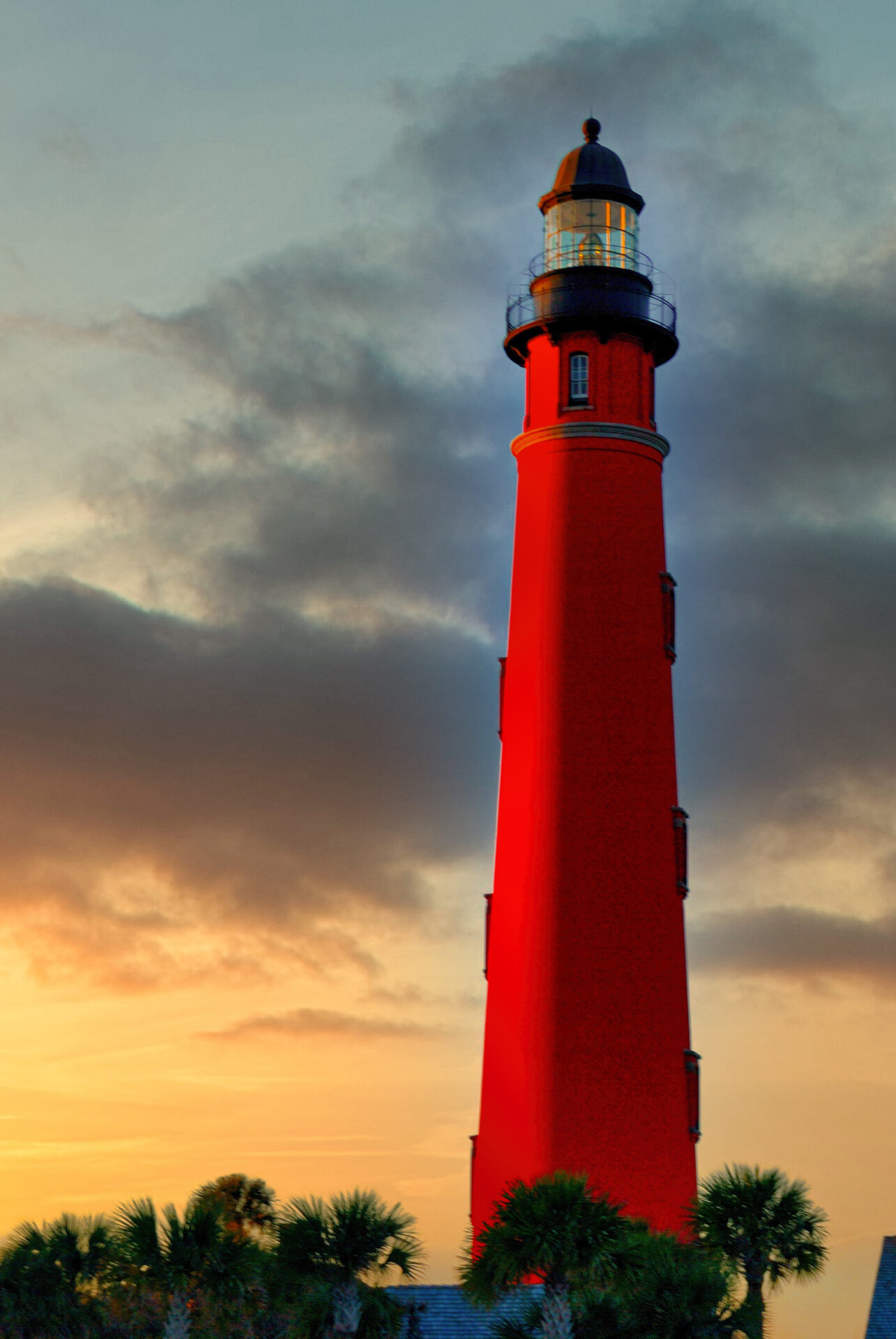 Ponce de Leon lighthouse near sunset.
