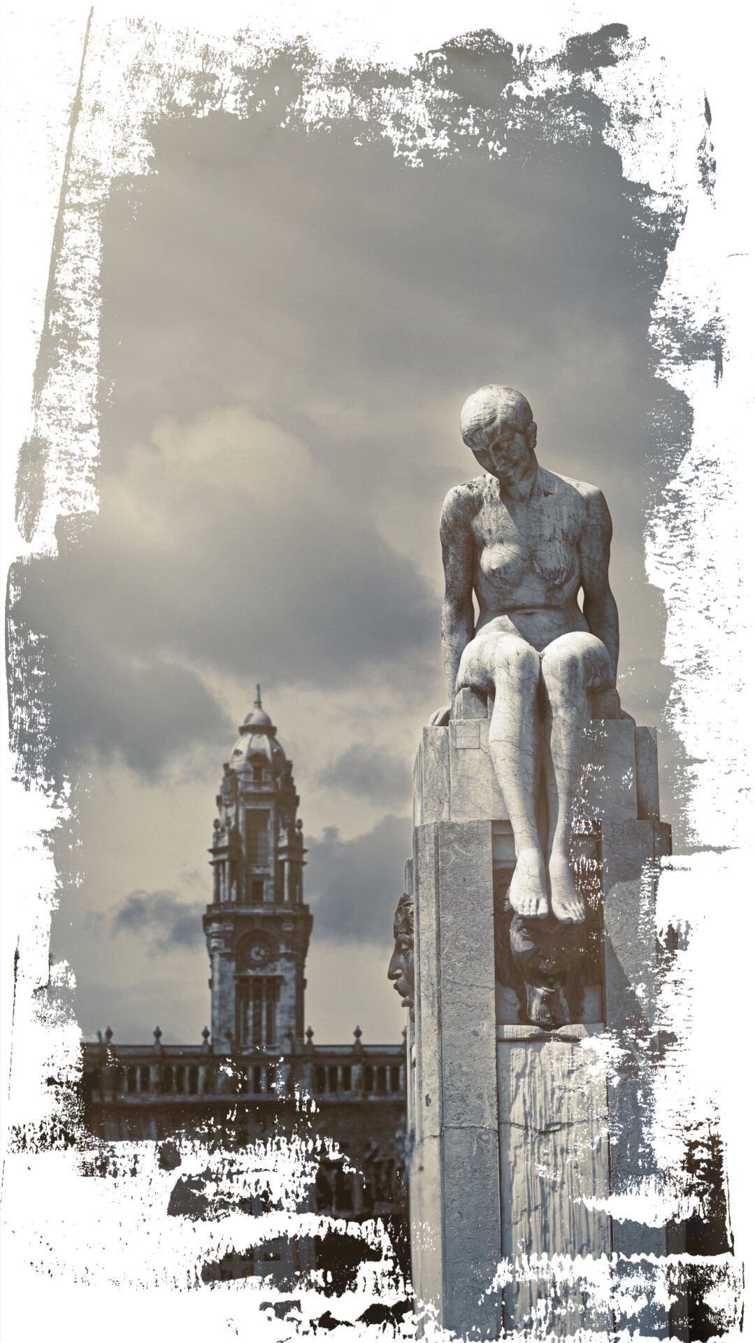 The ‘Naked girl’ at Downtown of Porto, Portugal