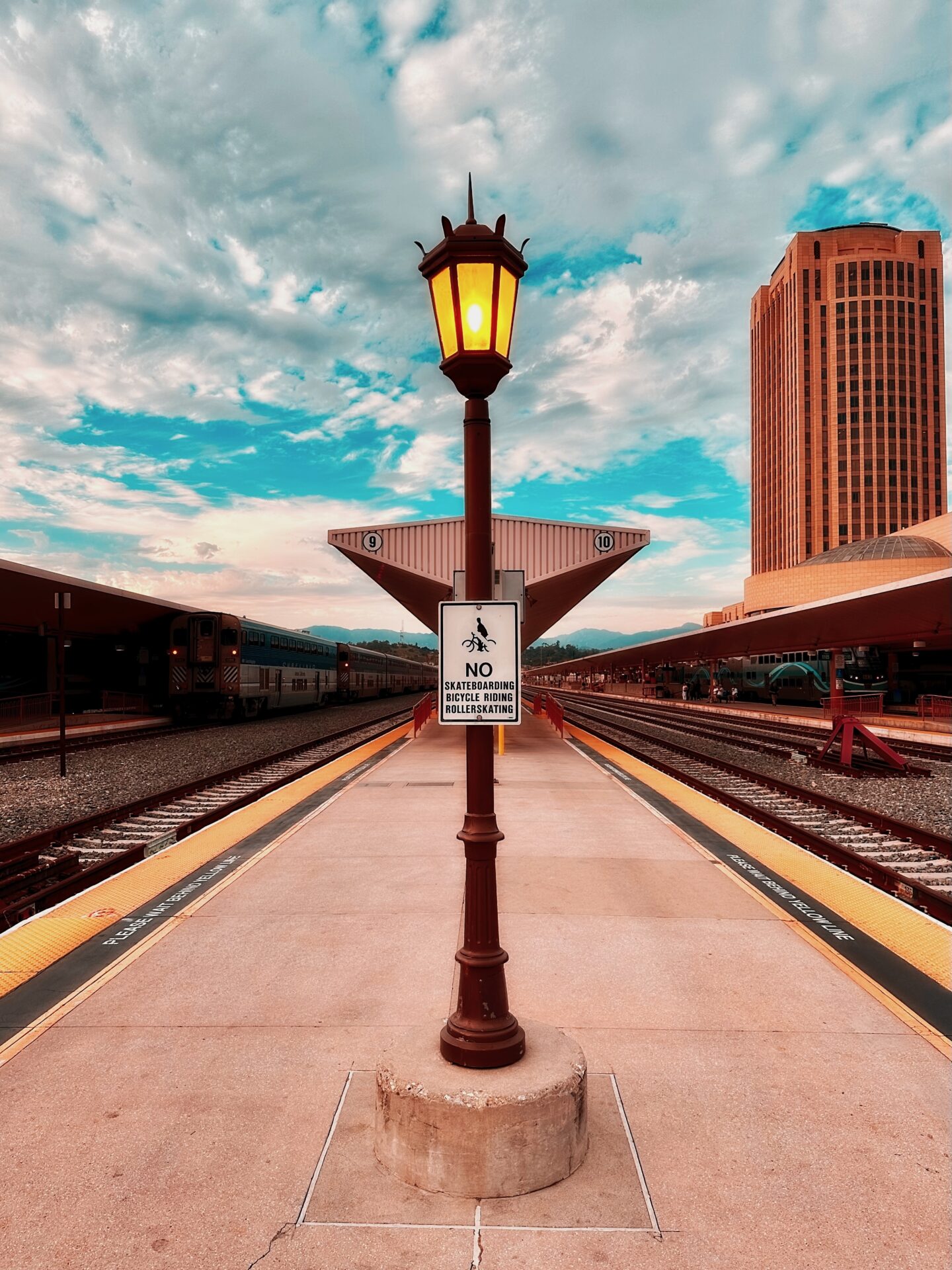 Union Station Avant-Garde Platform 9 & 3/4