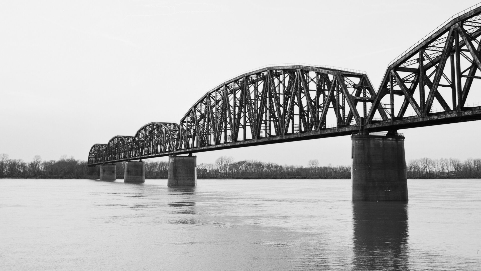 CSX/L&N Ohio River Railroad Bridge-Henderson, Kentucky